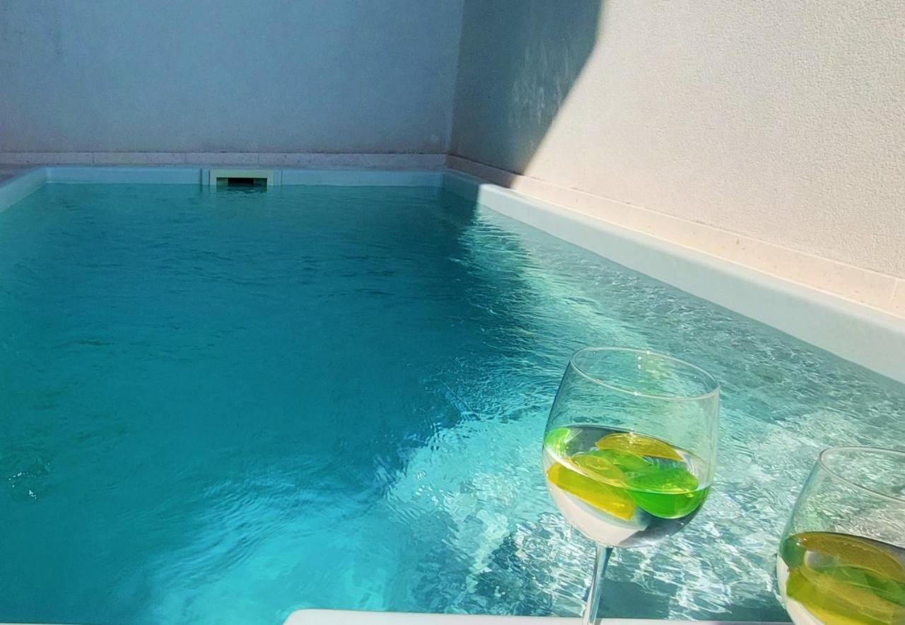 Vip Deluxe Apartment Arian 노바야 외부 사진