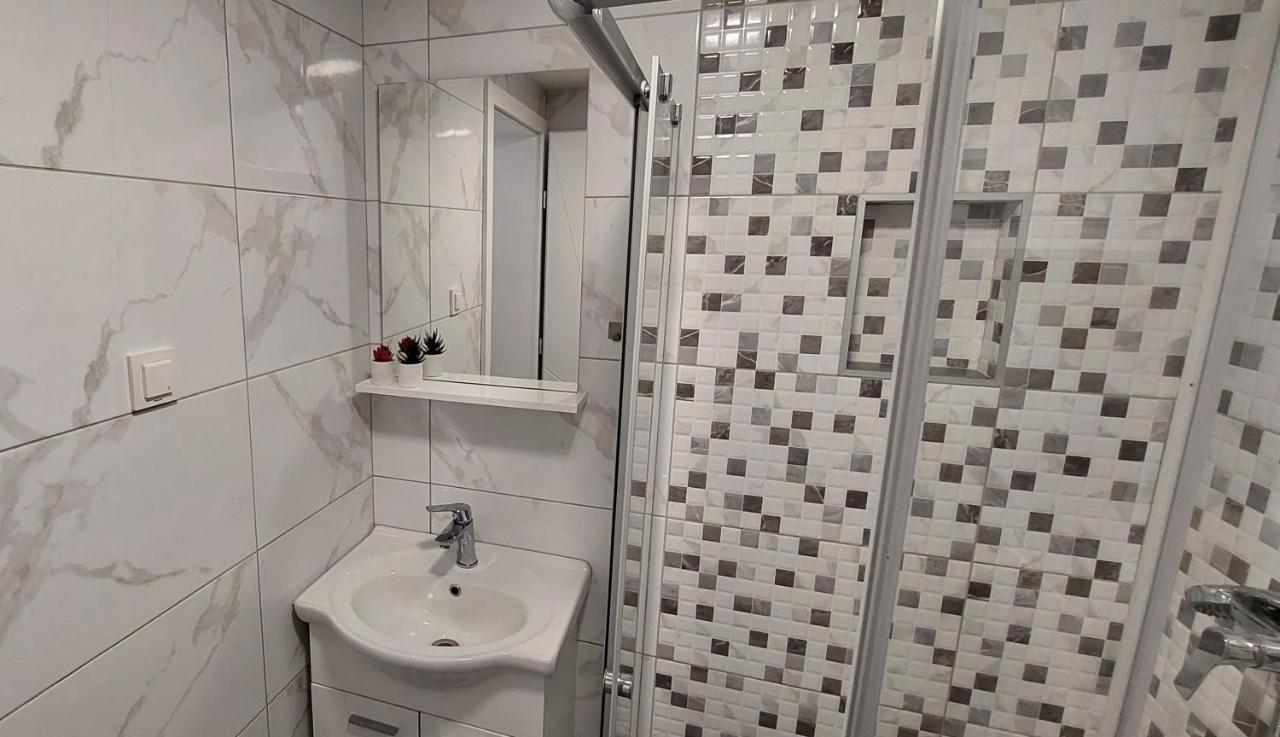 Vip Deluxe Apartment Arian 노바야 외부 사진