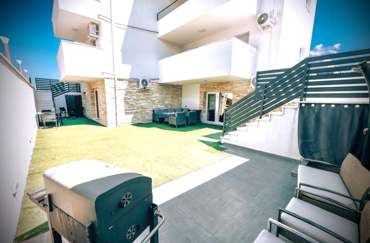 Vip Deluxe Apartment Arian 노바야 외부 사진